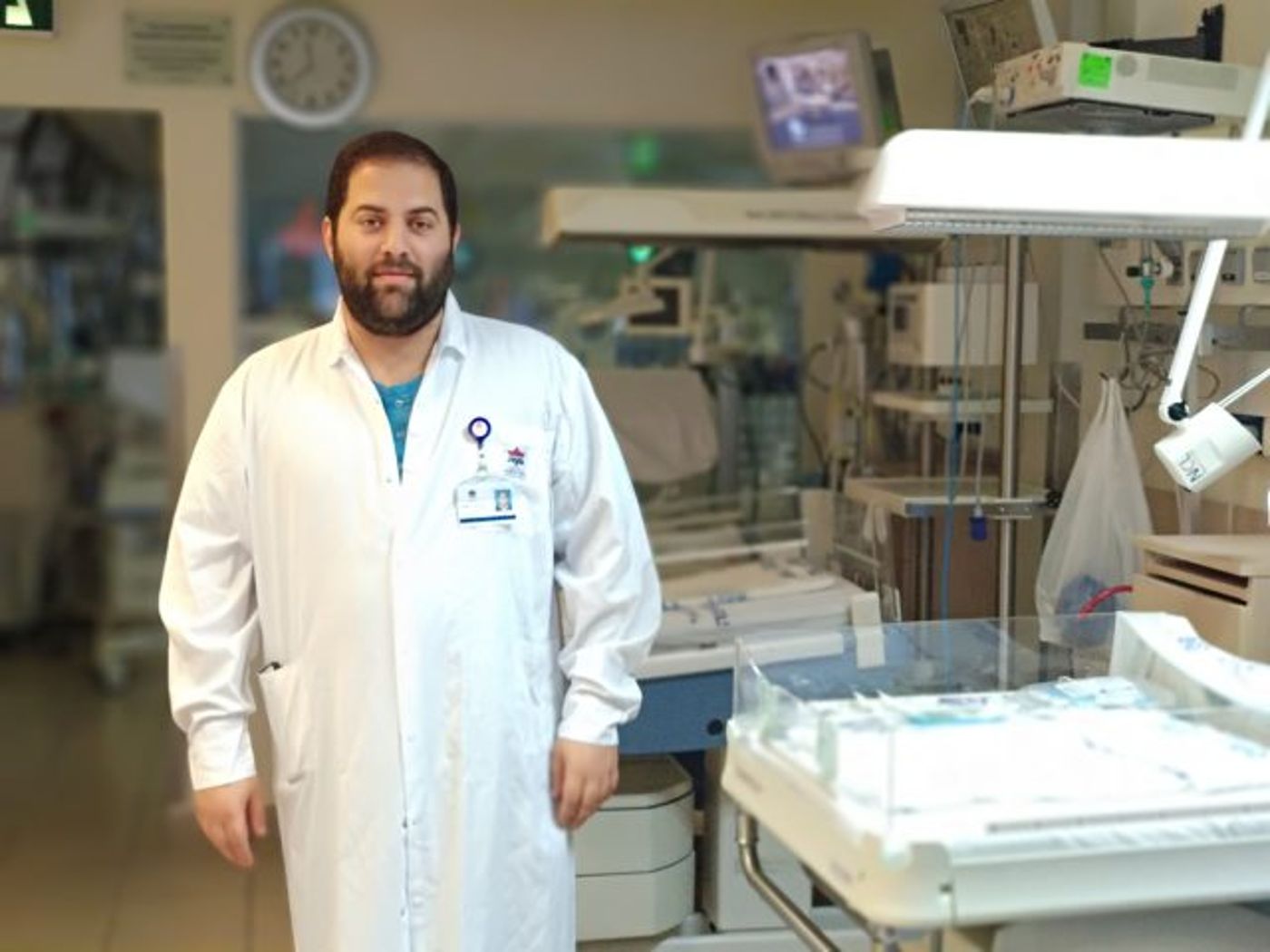 הד"ר ר' יעקב הרצליך, רופא בכיר בפגייה