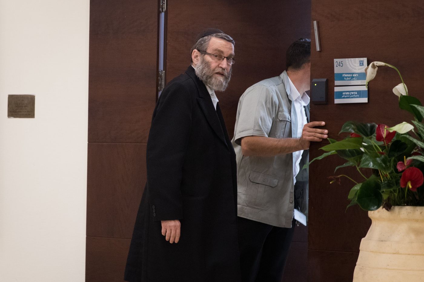 גפני: "אין ווטו על כחול לבן, אבל הולכים עם נתניהו"