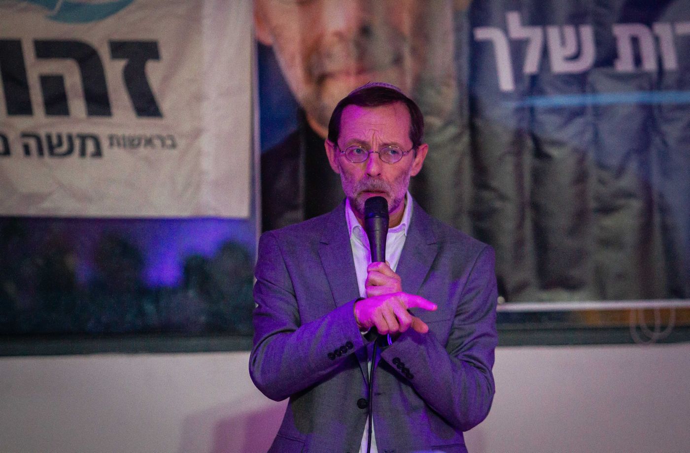 דרמה במפלגת זהות: פייגלין התפטר מראשות המפלגה