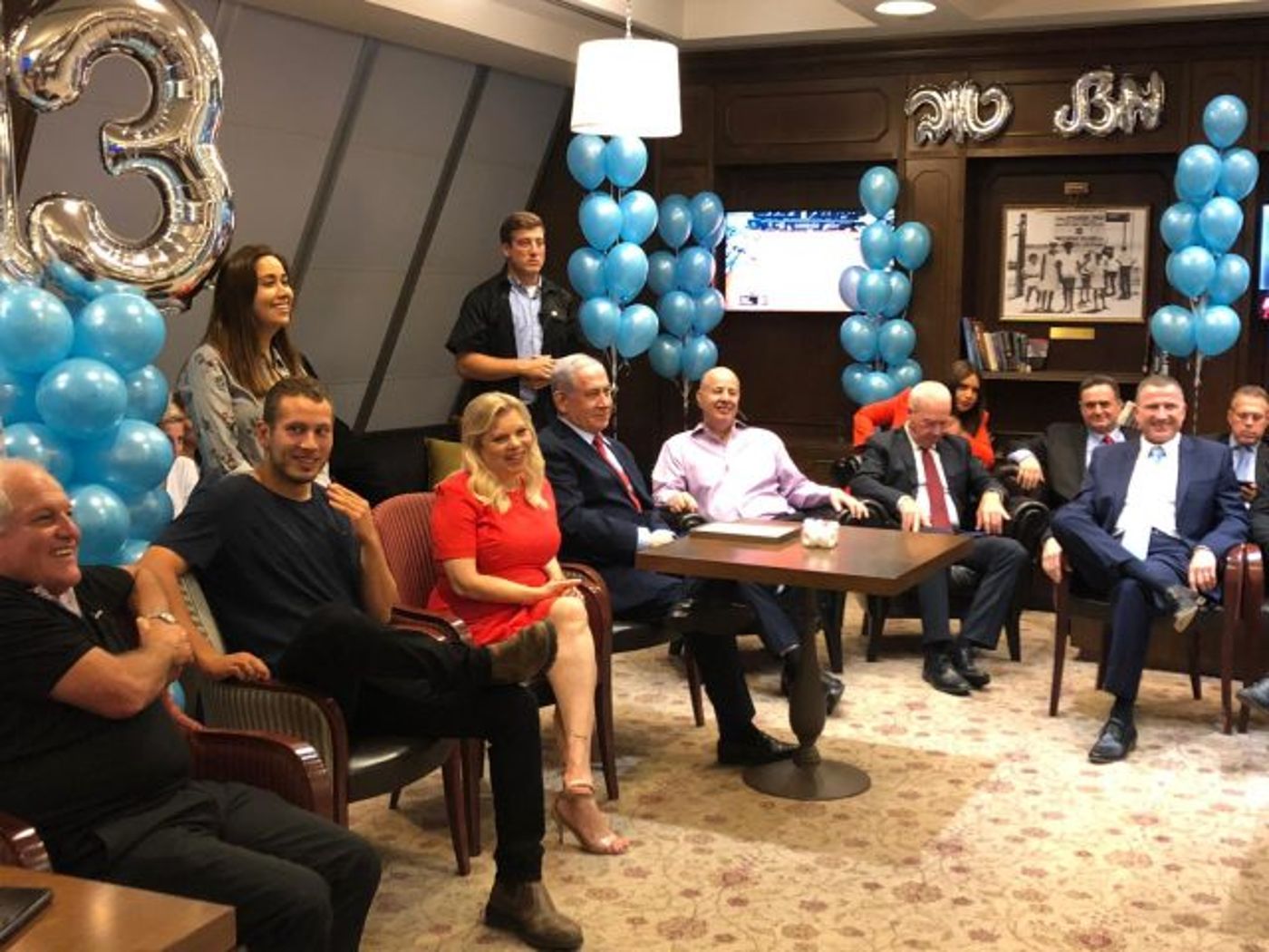 נתניהו במסיבת הפתעה של הליכוד: "עכשיו זה הקרב"