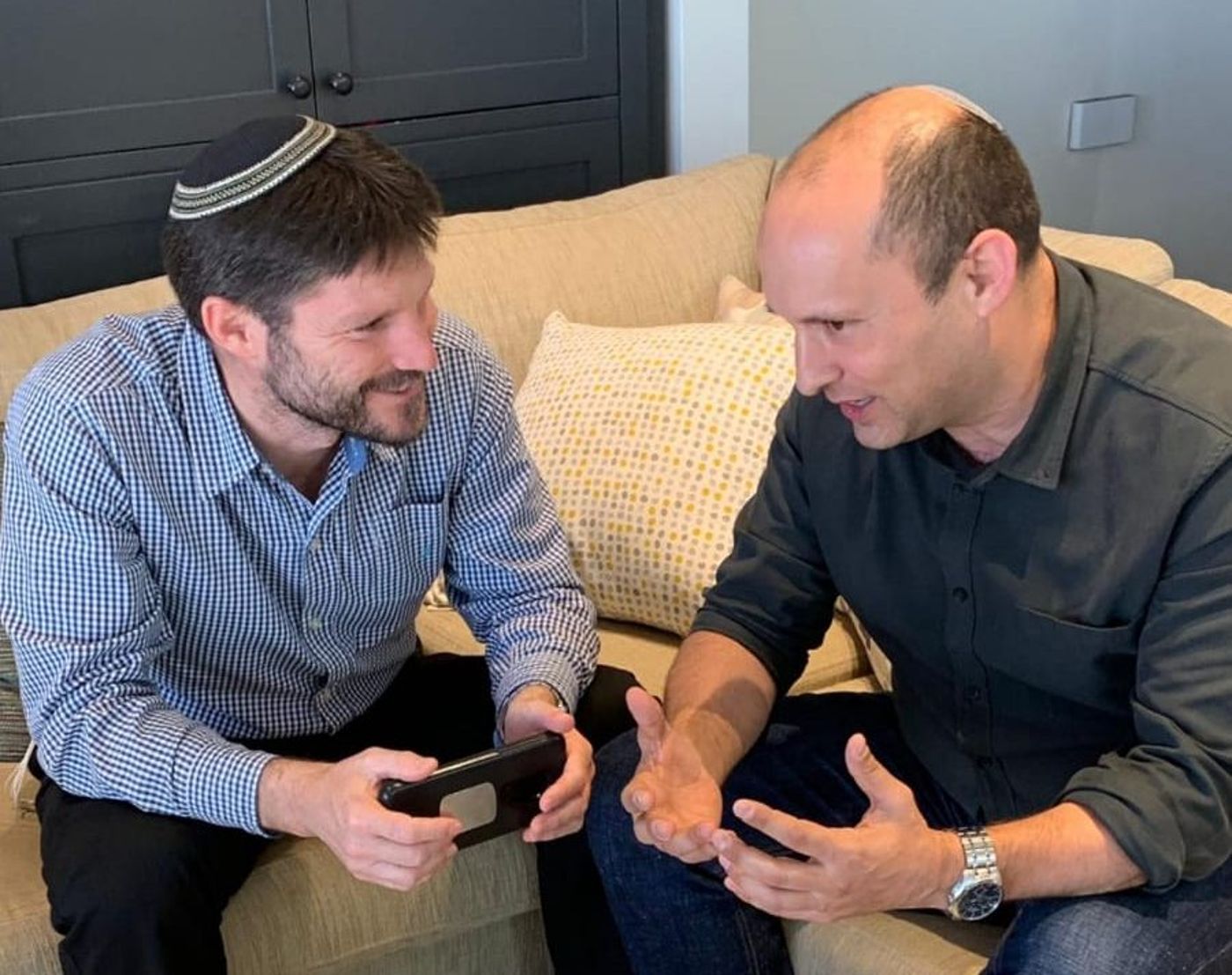 התקדמות במגעים בימין; "עד הערב נגיע להסכם"