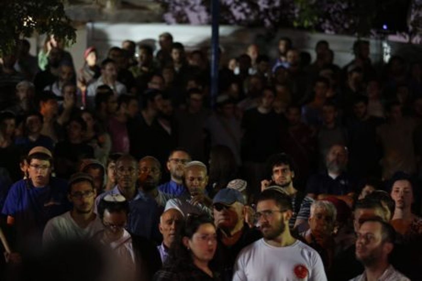יואב שורק: "לא יכול להיזכר בשנים איתך ולא לחייך"