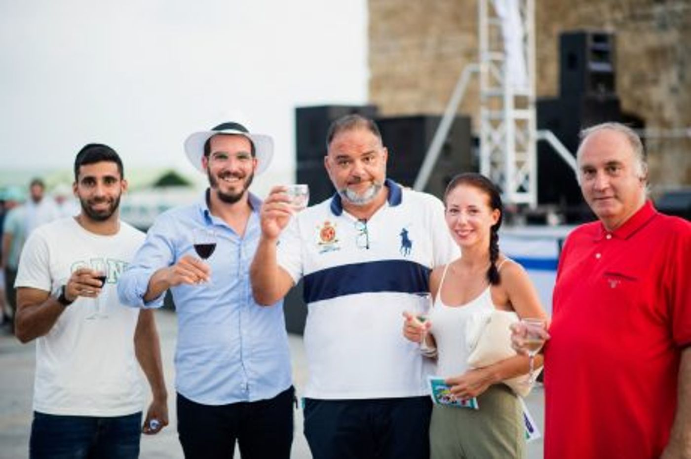 במטוס פרטי לקפריסין: ישי ריבו בפסטיבל ההיסטורי