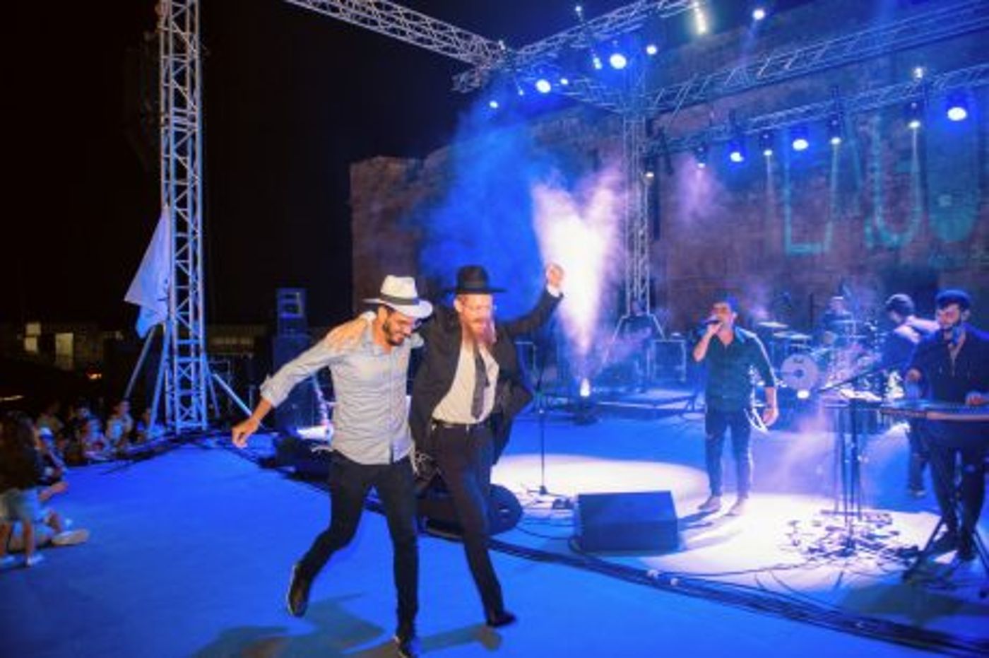 במטוס פרטי לקפריסין: ישי ריבו בפסטיבל ההיסטורי