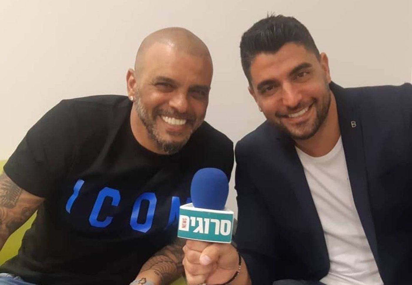 מזל טוב: הזמר אייל גולן התארס