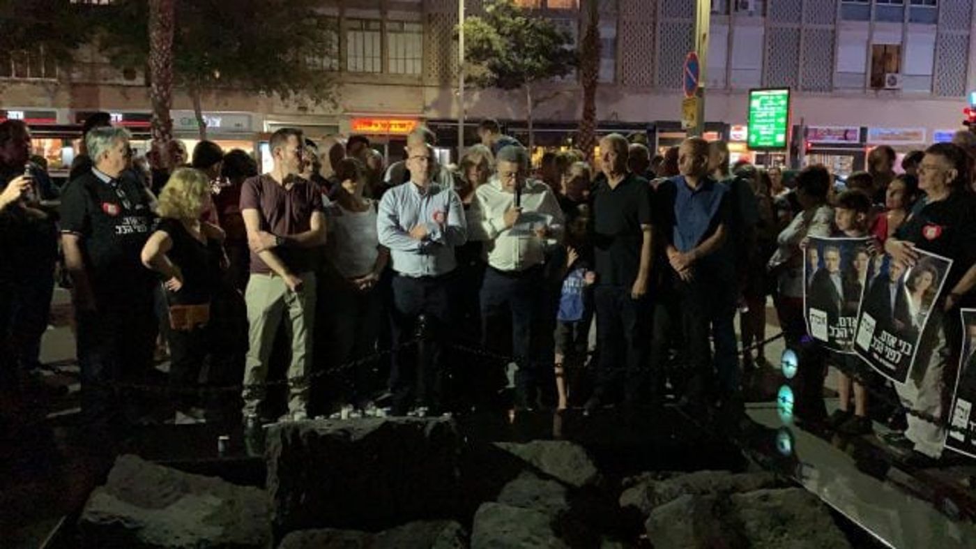 עמיר פרץ: "יאיר נתניהו מסוכן מיגאל עמיר"