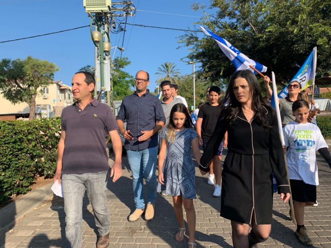 איילת שקד בקלפי: "אנחנו במלחמה, המצב קשה"