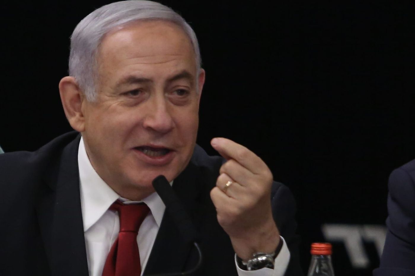 "או ממשלה בראשותי או שנשענת על ערבים"