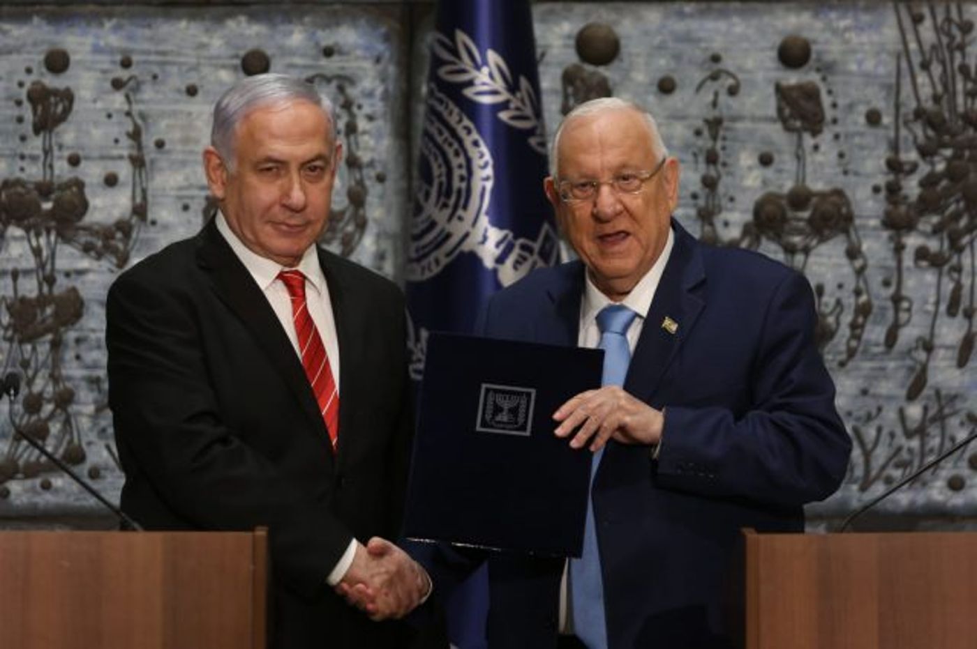 הטלת המנדט, אתמול בבית הנשיא