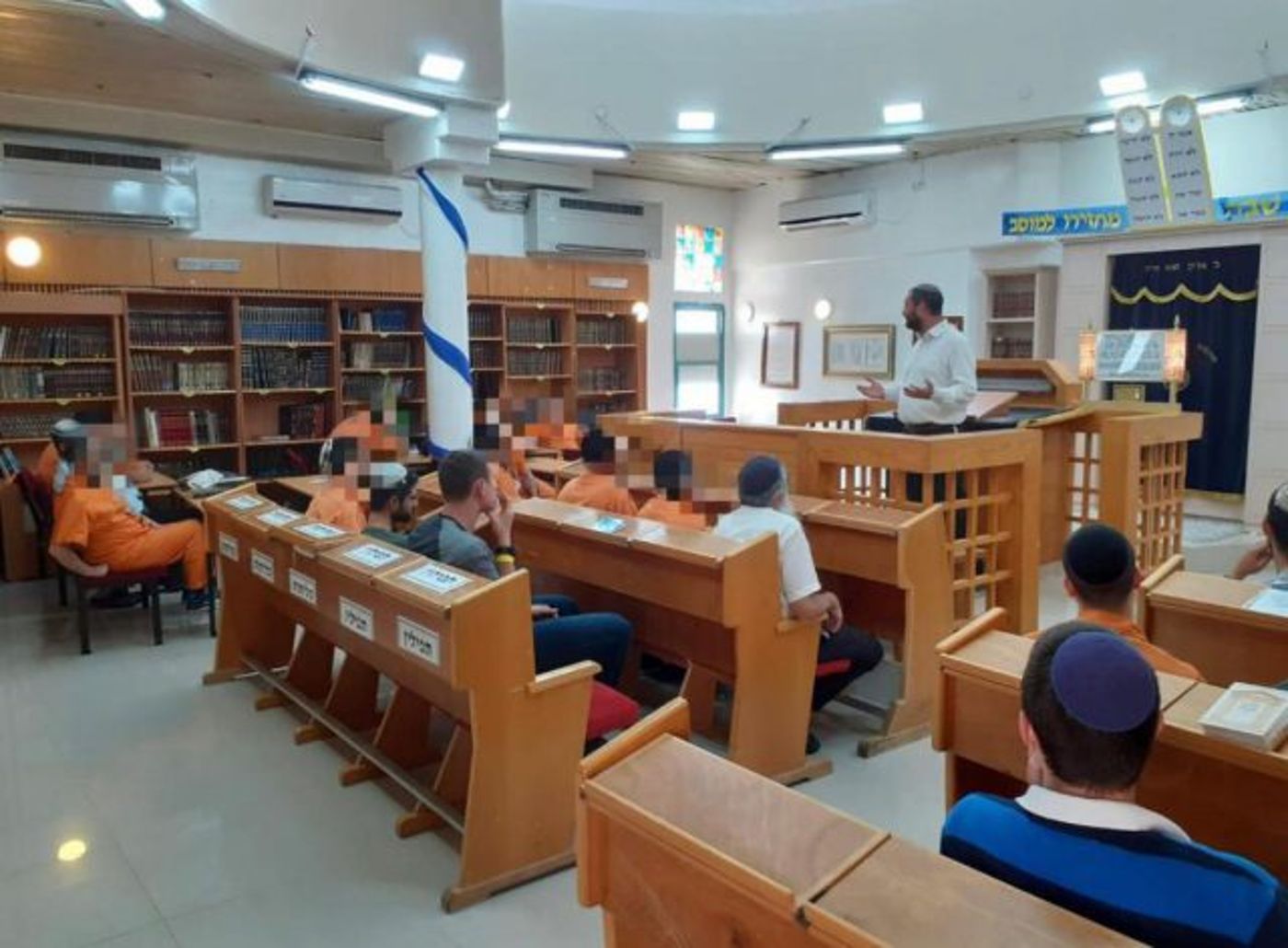 לומדים עם האסירים: בתי הסוהר נערכים ליום כיפור