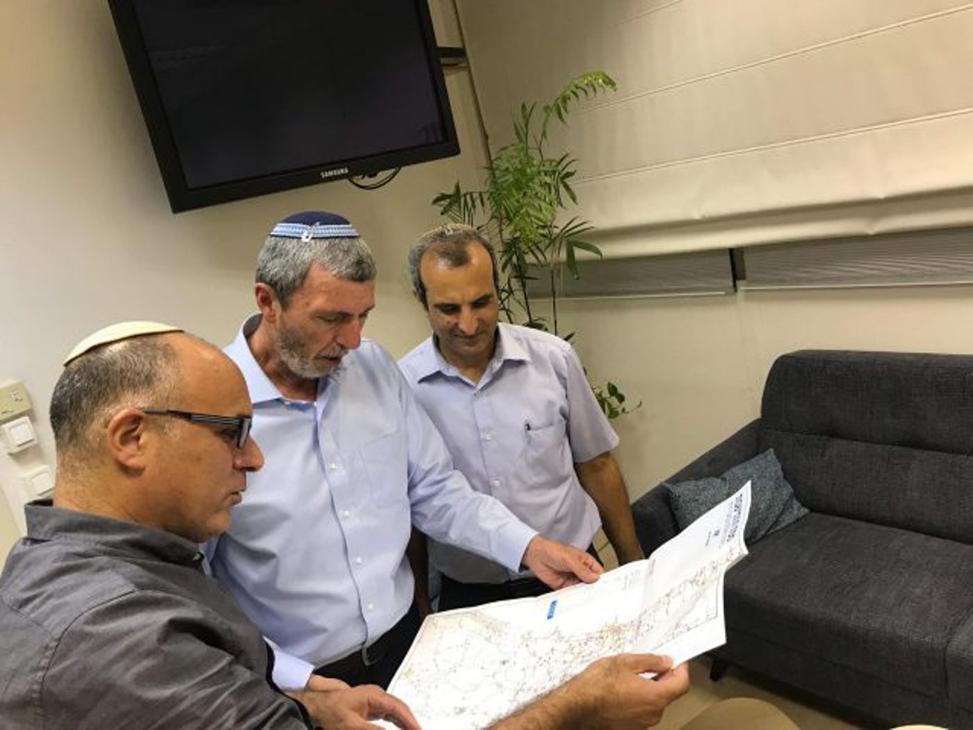 מחשבון הטוויטר של הרב רפי פרץ
