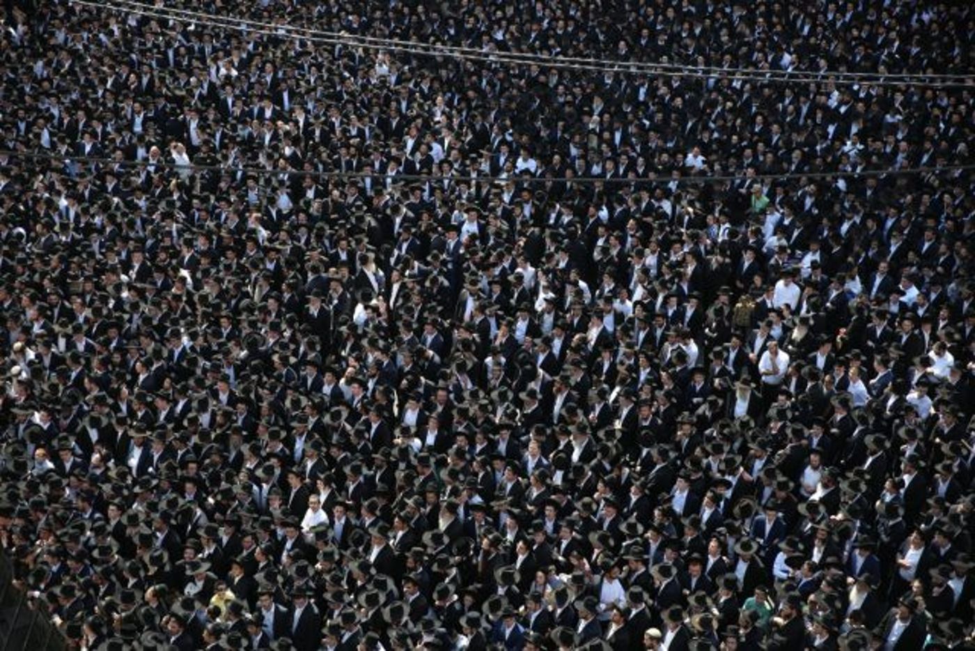 גלריה: רבבות בהלוויית הרב ניסים קרליץ זצ"ל