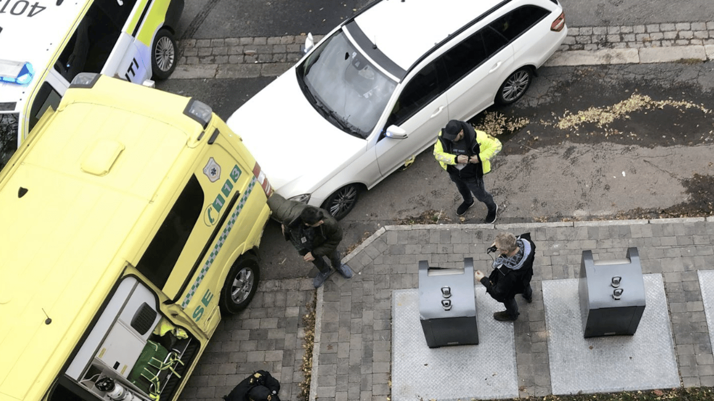 דרמה בנורבגיה: חמוש חטף אמבולנס ודרס עוברי אורח
