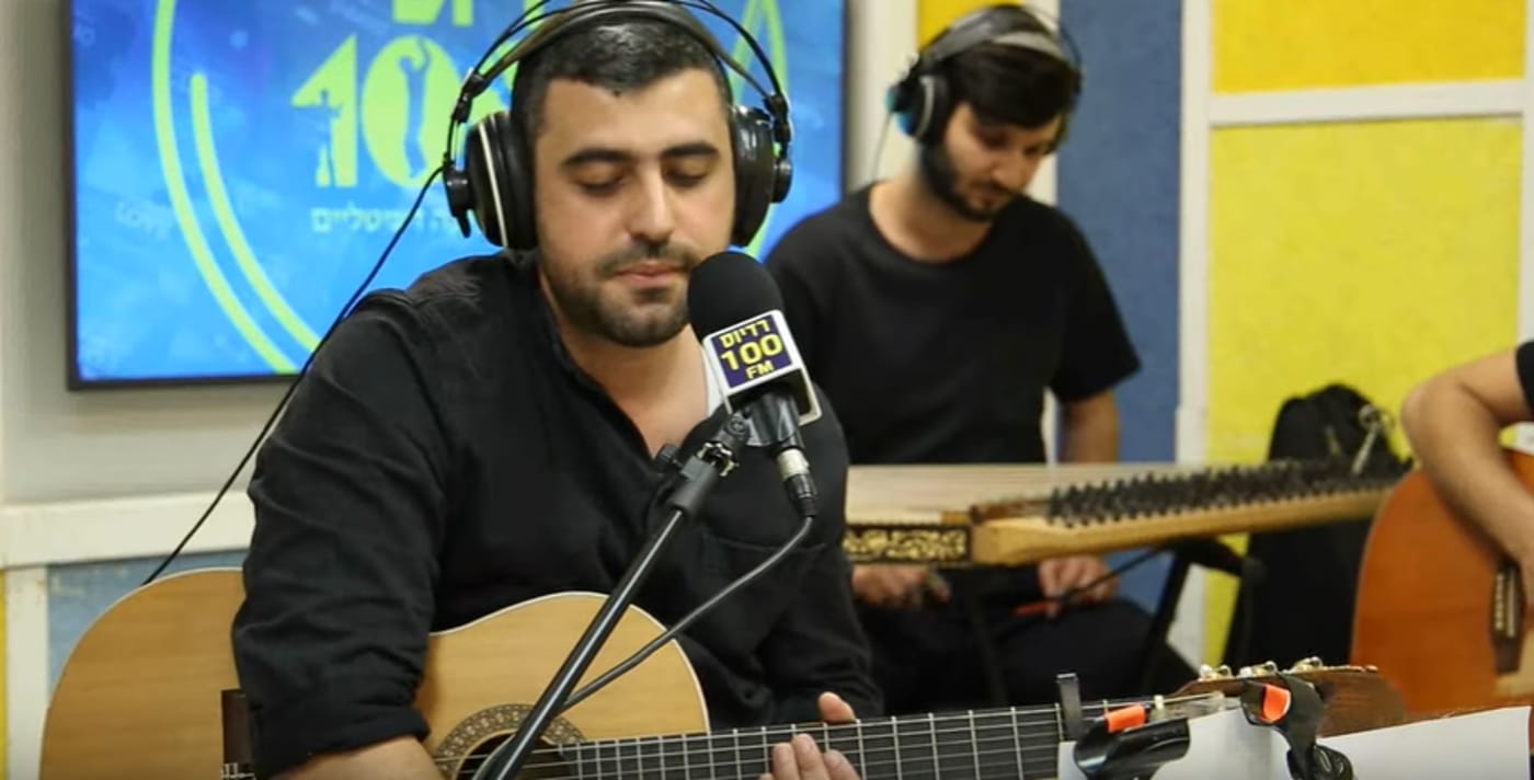כמה פרגון: ישי ריבו עושה עקיבא. צפו בביצוע