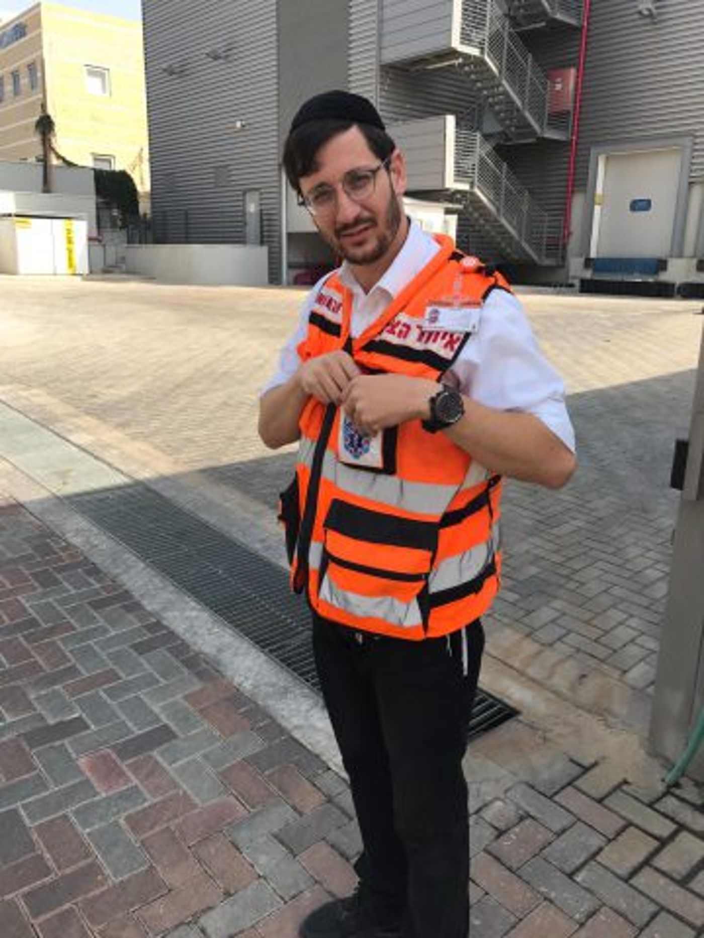 אדם התמוטט בהופעה של פוליקר, ומי נחלץ לעזרה?