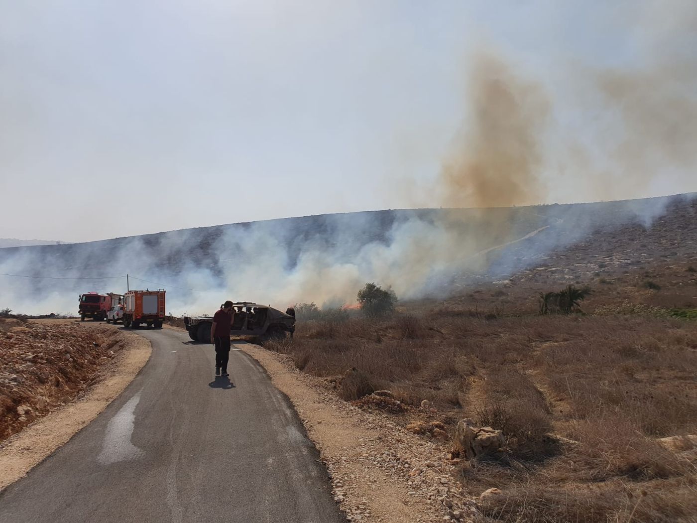 שריפה בסמוך לבית חגי; החל פינוי תושבים מקו האש