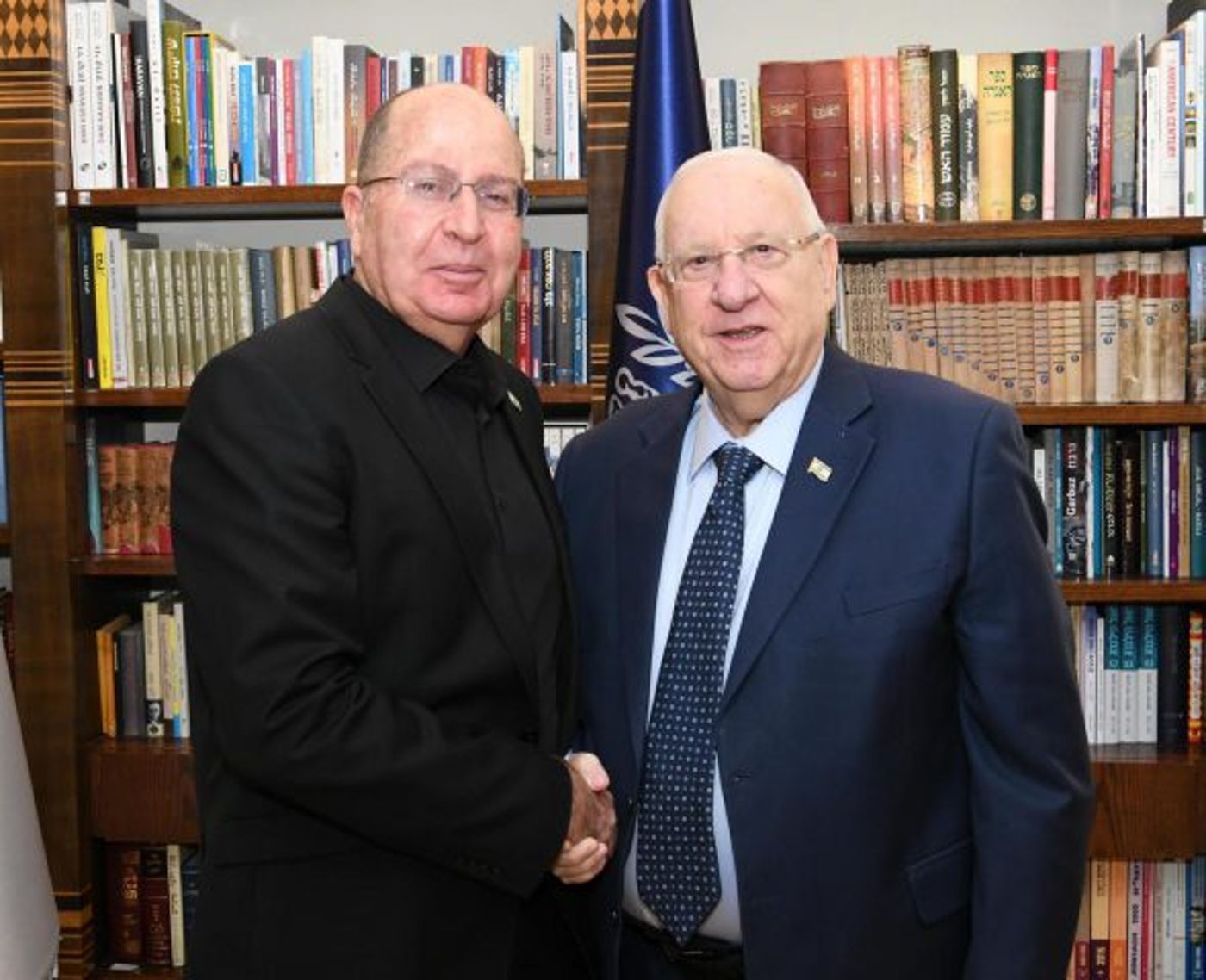 יעלון וריבלין הבוקר בבית הנשיאקרדיט