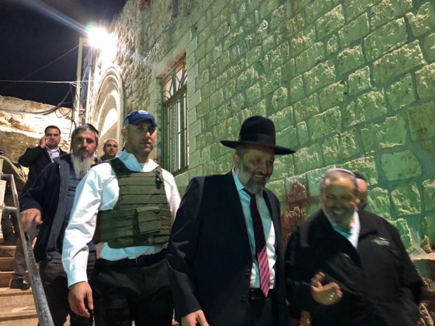דרעי בחברון: נתניהו חייב להמשיך, עם ישראל זקוק לו