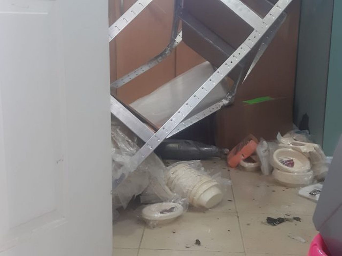 פגז מצרי נחת בישיבת נצרים: "בנס לא היו נפגעים"