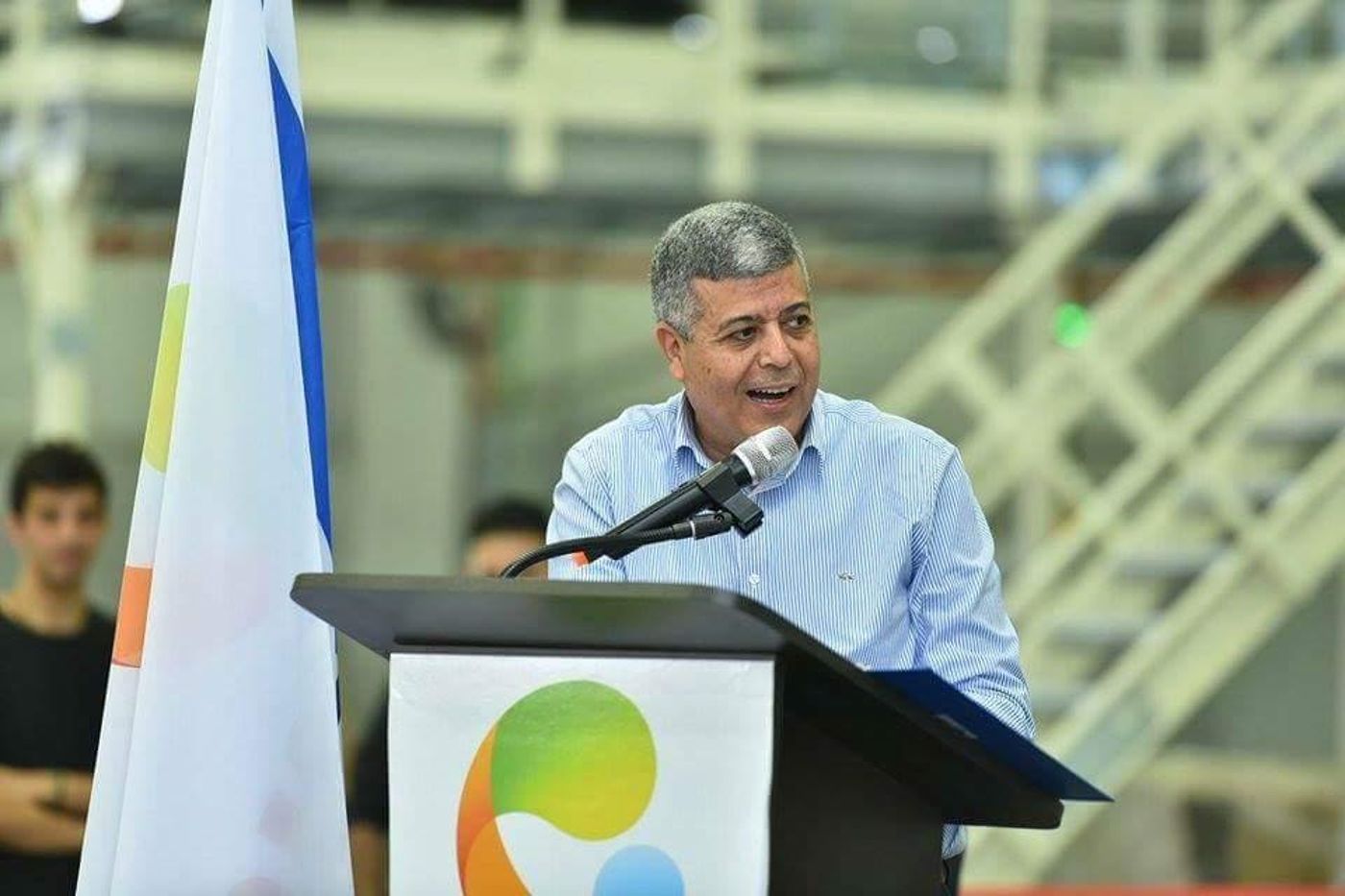 מכה לנתניהו: ראש עיר נוסף מתייצב לצידו של גדעון סער