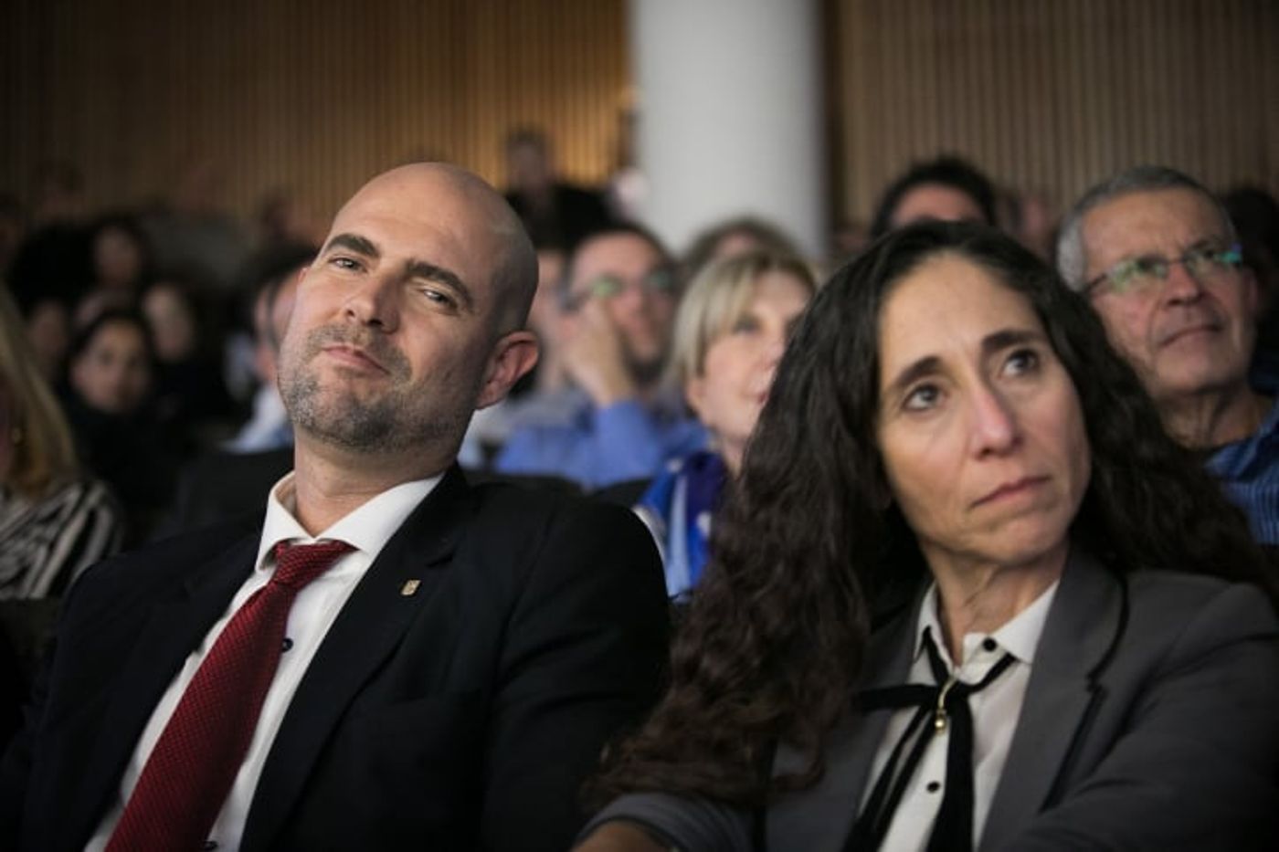 המאבק בצמרת המשפטית: בין אמיר אוחנה לאיילת שקד