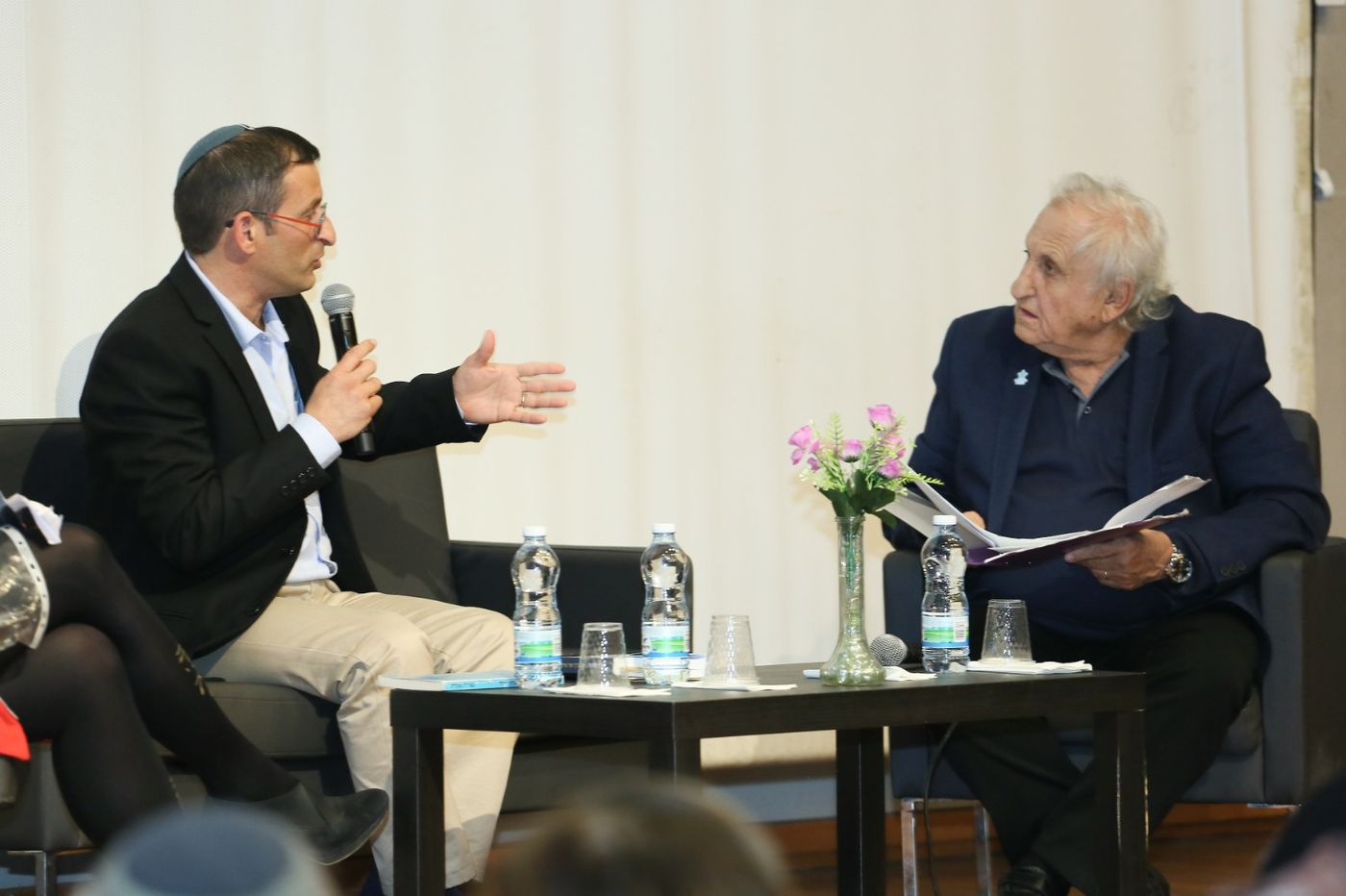 "לא נס ליחו של הרעיון הלאומי, הוא חי ובועט"