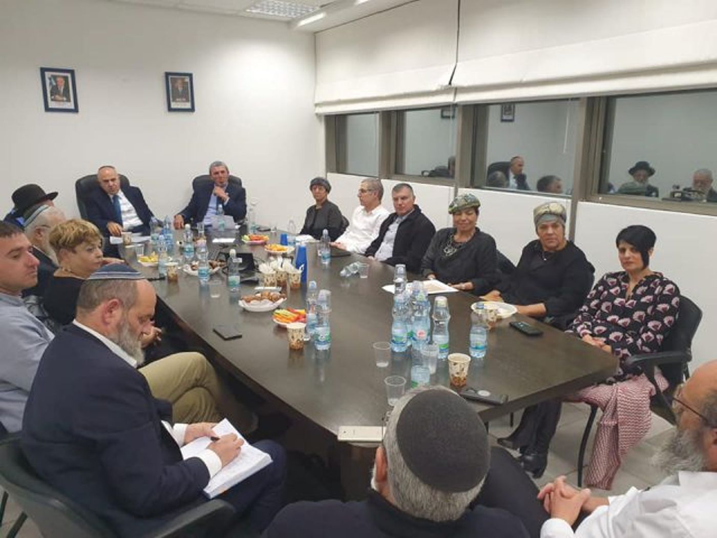 צילום מדף הפייסבוק של סגנית מנהל החמ"ד