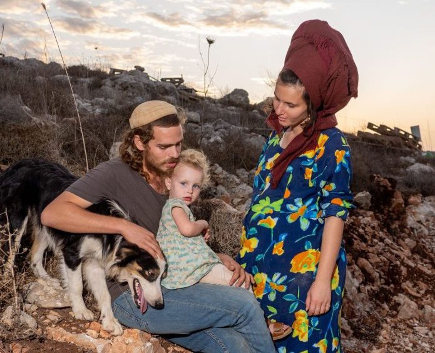 לחיות בגבעות: "מאמינים שצריך להתמסר על א"י"