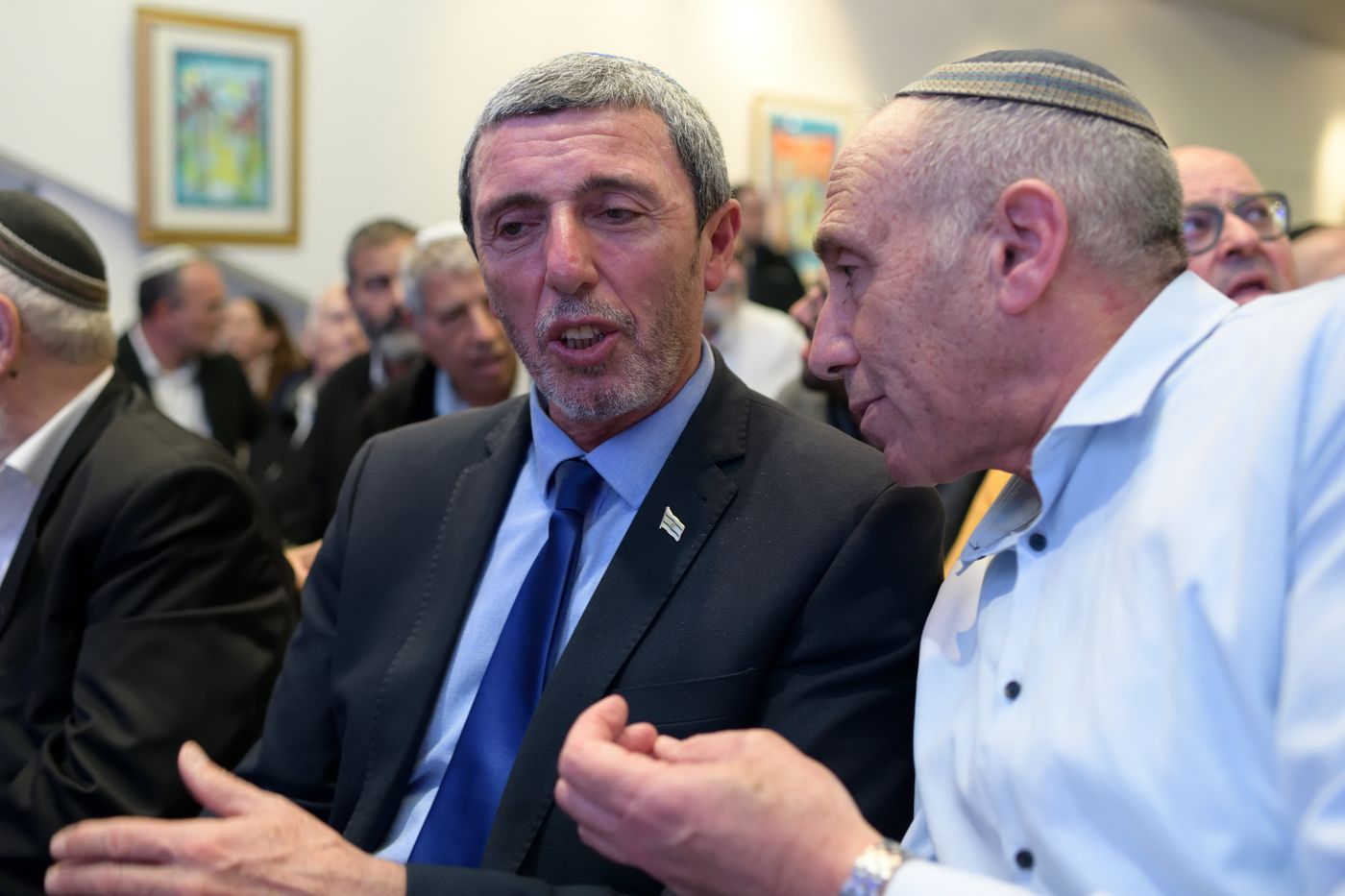 יוגב: הבית היהודי התנהלה בחוסר יושרה וגנבת דעת ציבור