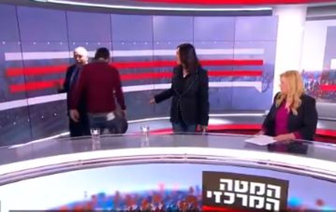 צפו: אביגדור ליברמן בהערה מכוערת למירי רגב