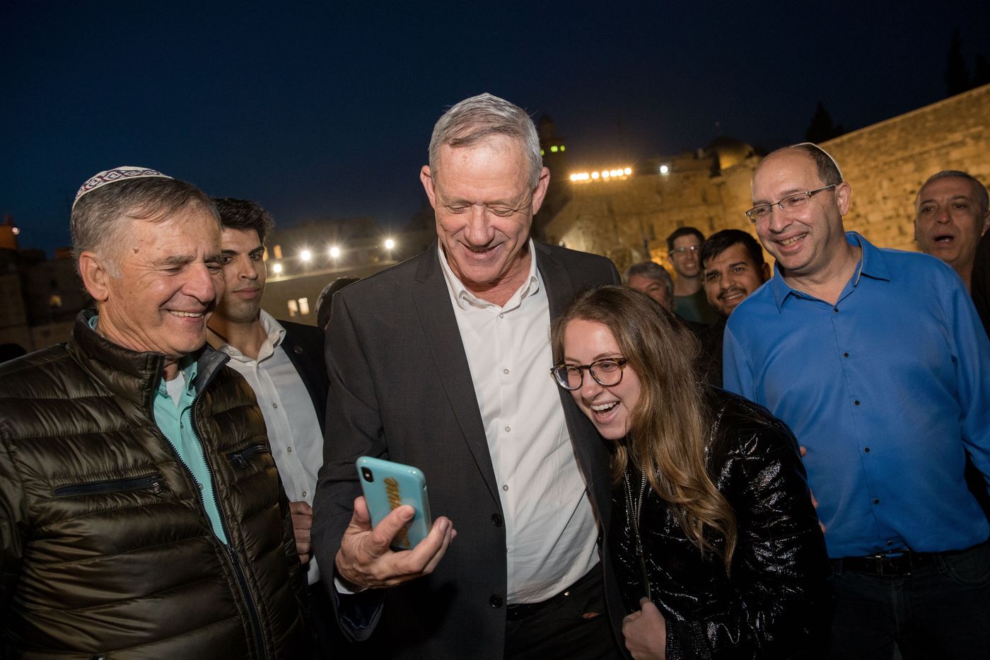 בכחול לבן החליטו: פונים בכל הכוח לציונות הדתית