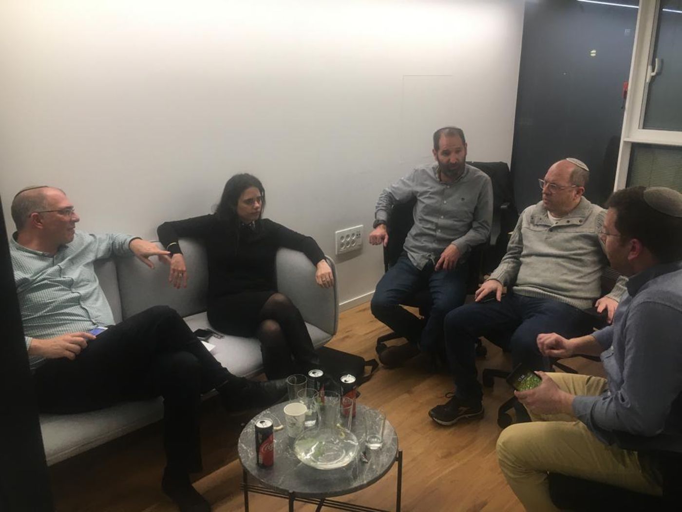 ישיבת שטח של ימינה: "צריך לעבוד כתף אל כתף"