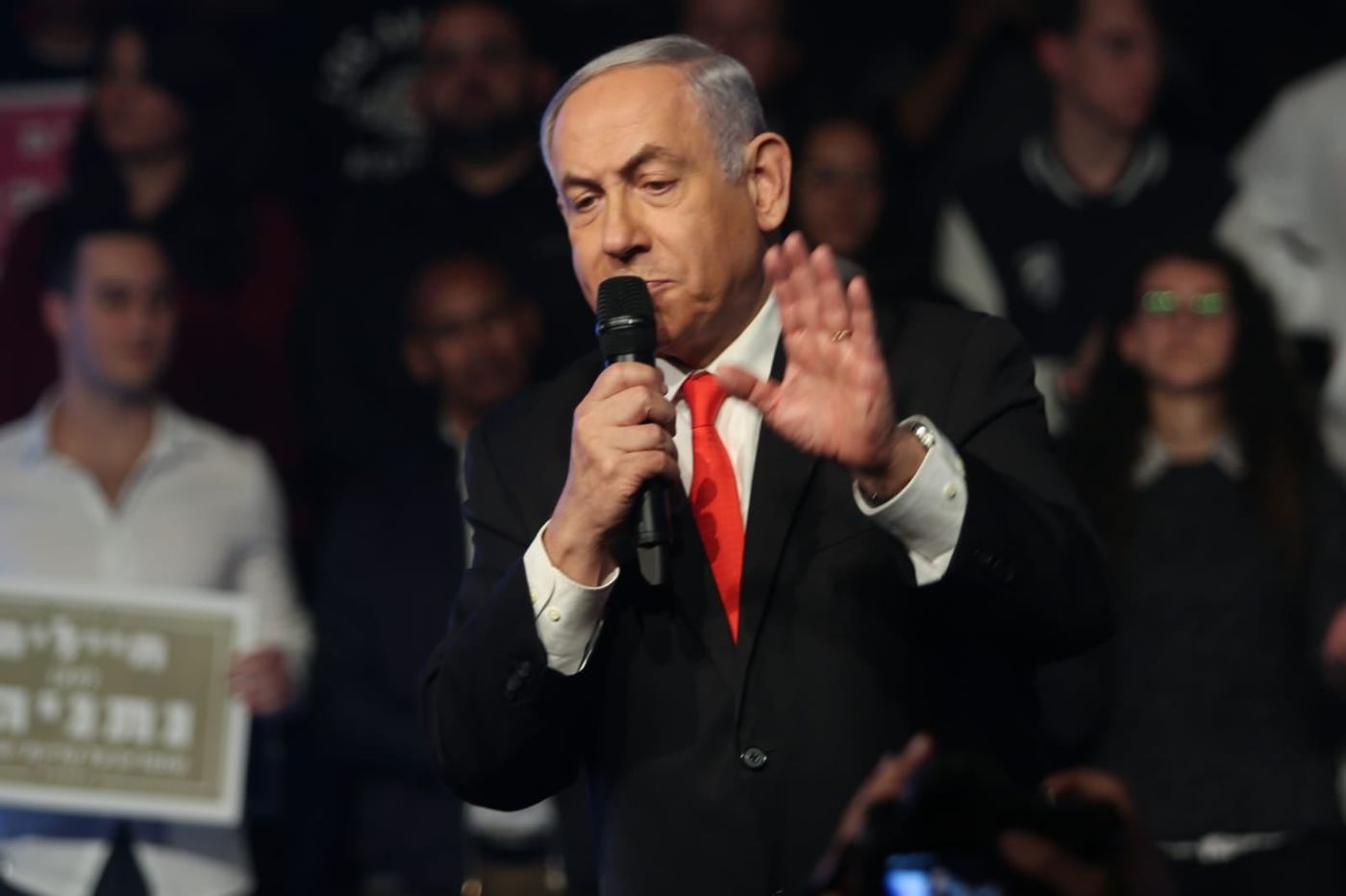 בליכוד תוהים: נתניהו ימשוך את בקשת החסינות?