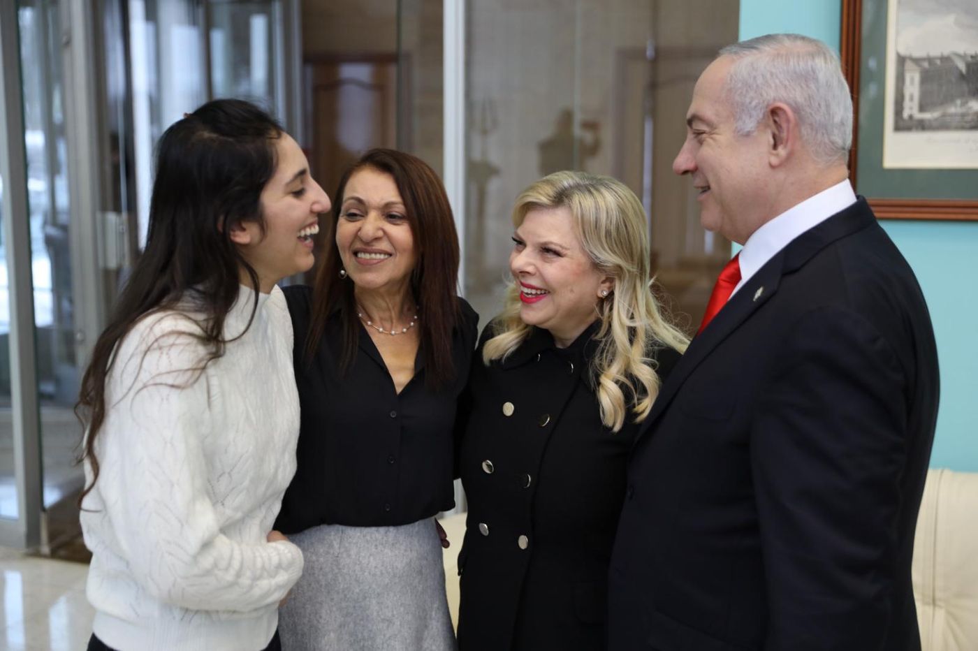 בדרך לישראל: נעמה יששכר על מטוס ראש הממשלה