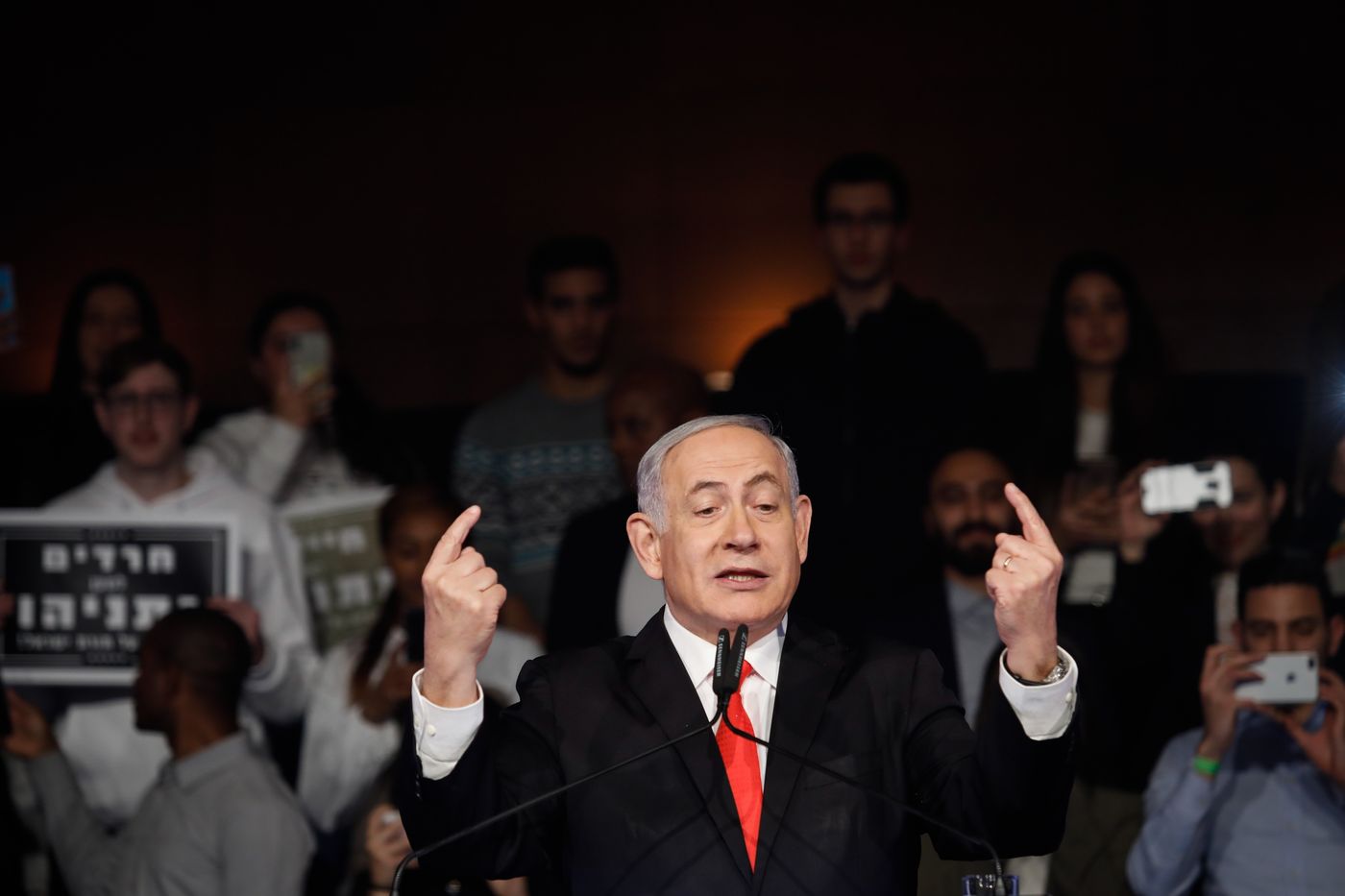 מועצת יש"ע במאהל תמיכה בריבונות מול משרד רה"מ