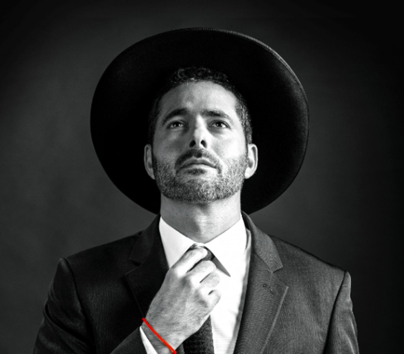 דן שפירא בהצגה "תיקון". באדיבות הקאמרי