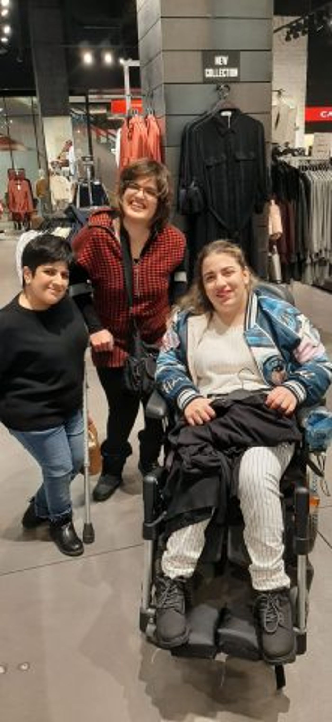70 ניתוחים לא עצרו את אמליה מלהגשים חלומות