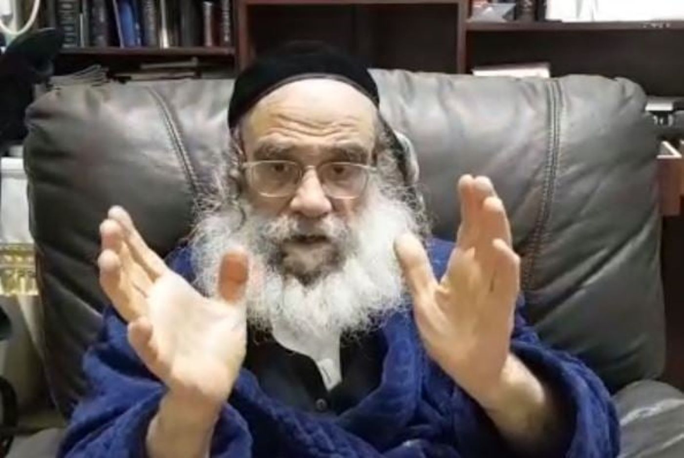 צפו: ראש ישיבת המקובלים מגלה: כך תינצלו מהקורונה