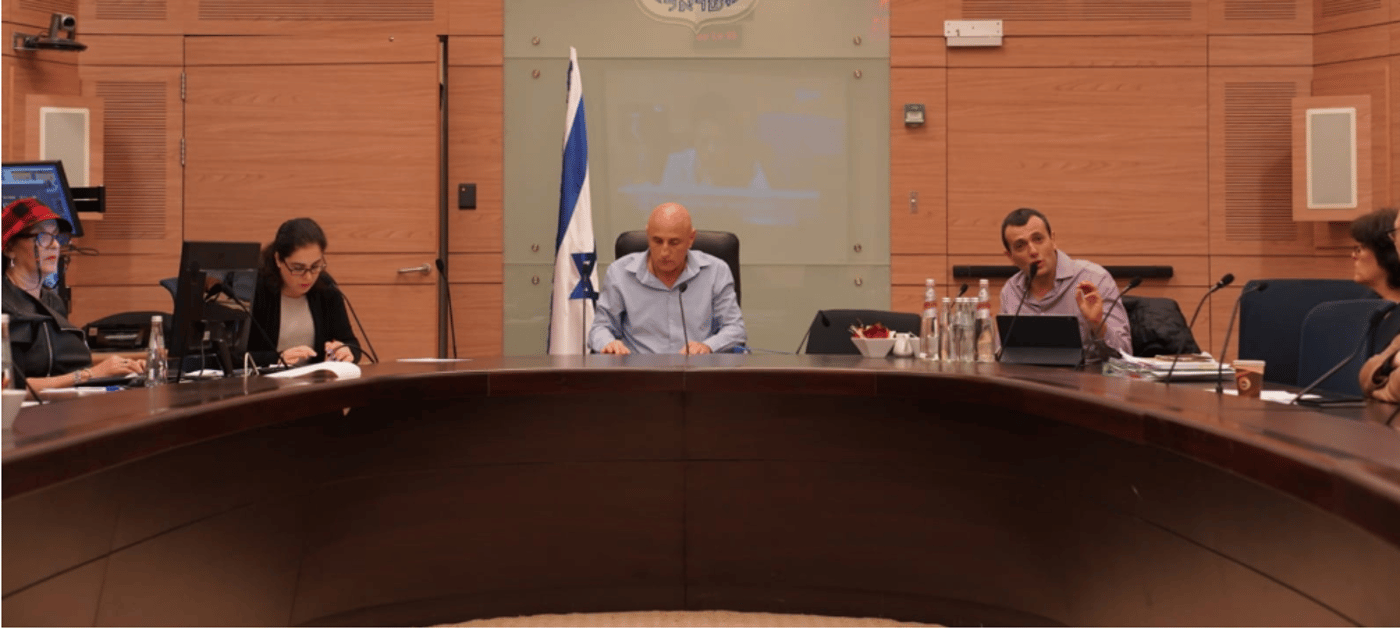 מנכ"ל משרד האוצר: שוקלים הסגר בבני ברק