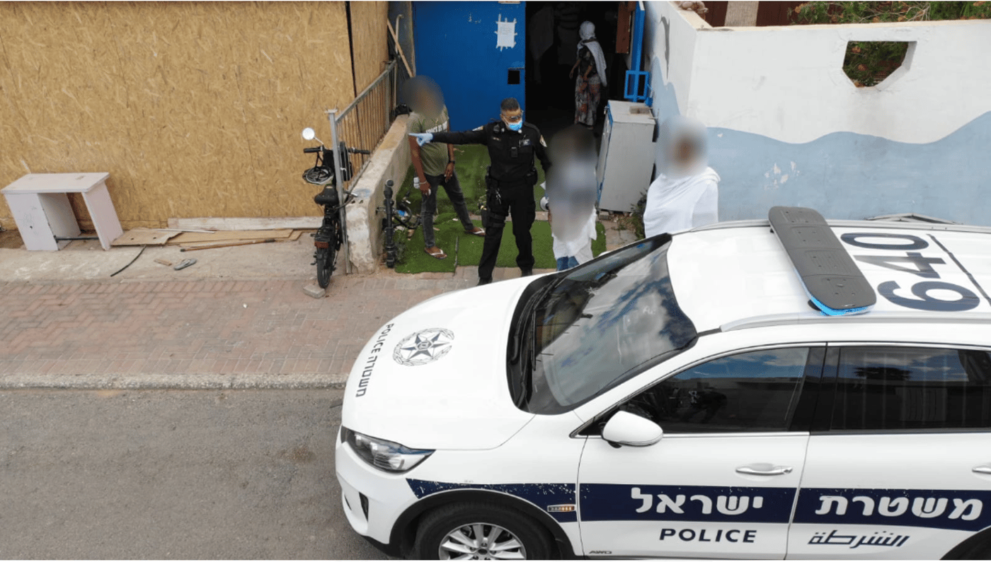 המשטרה פיזרה מאות אריתראים מכנסייה באילת
