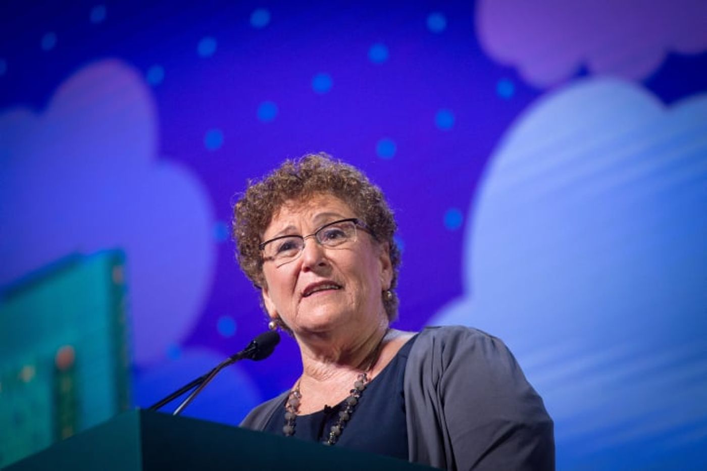 מרים פרץ.