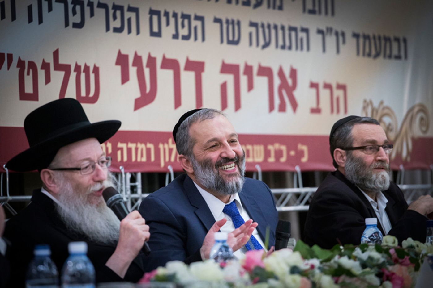 המפלגות החרדיות לנתניהו: הכנס את ימינה לממשלה