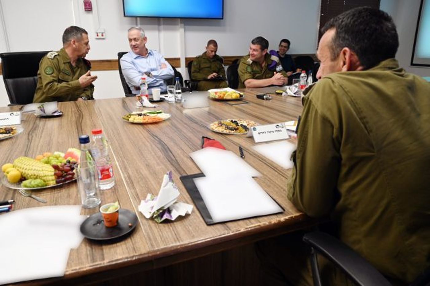 לראשונה בתור שר הביטחון: גנץ ביקר בעוטף עזה