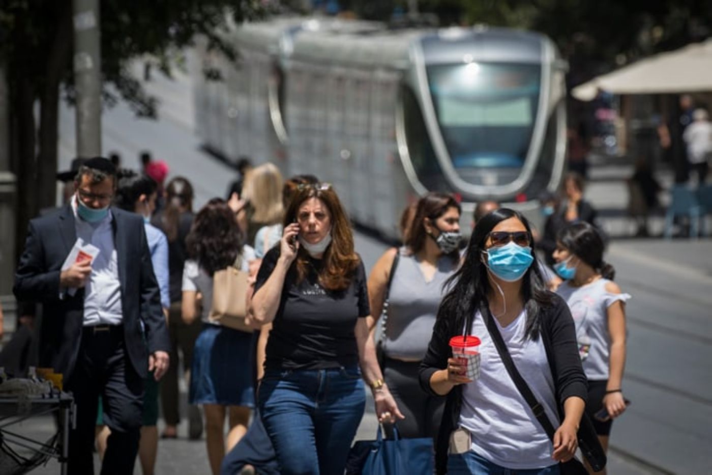 בתוך יממה 175 נדבקים בקורונה. גל אכיפת מסכות