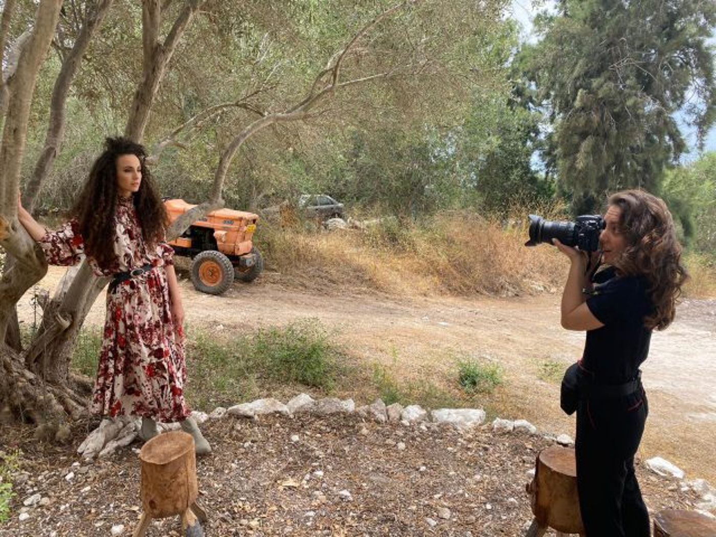 יובל דיין מצלמת קליפ חדש ומפתיע• צפו בהצצה