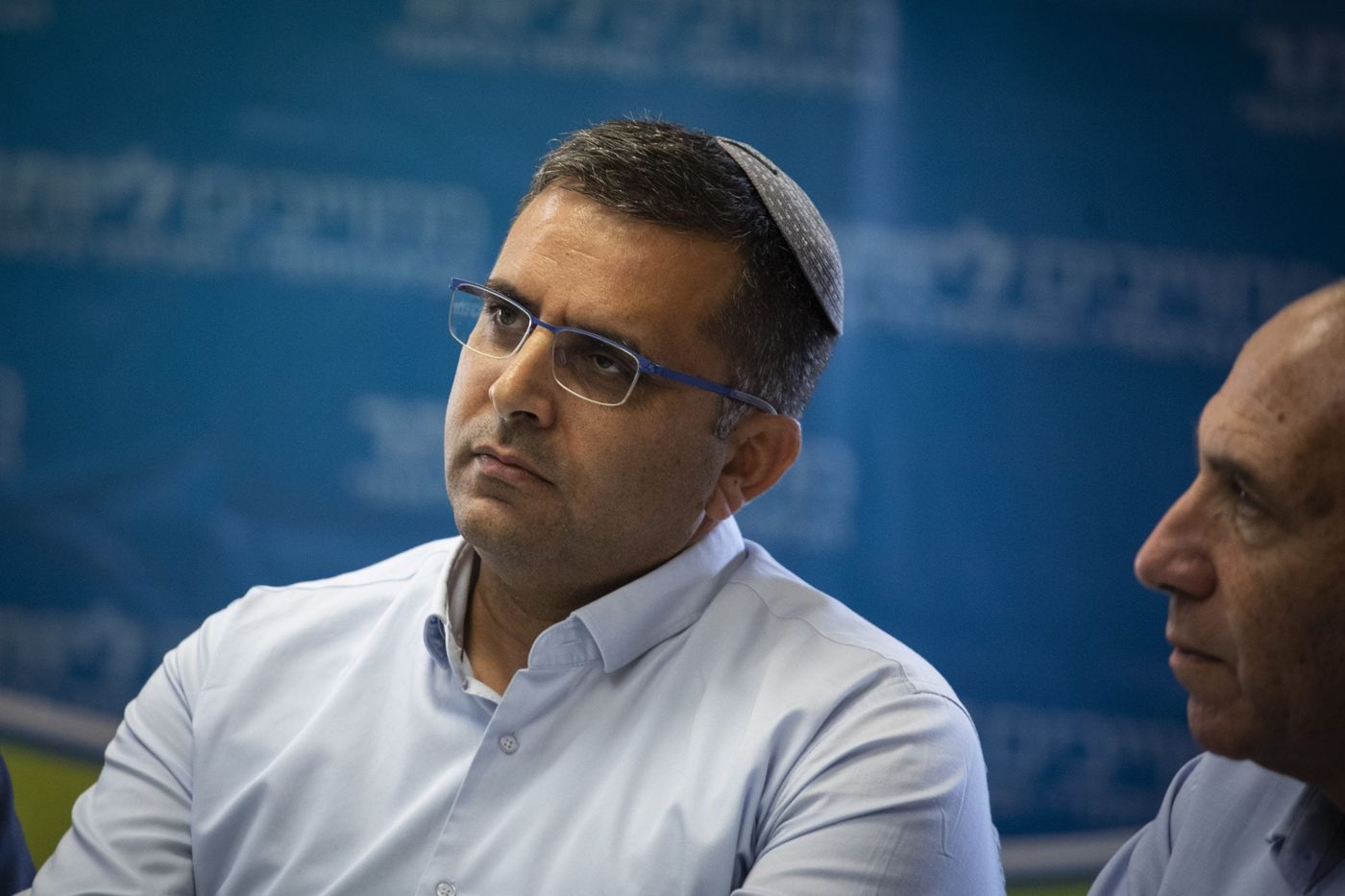 ביתו של הח"כ הסרוג נפרץ; המשטרה עדיין לא הגיעה