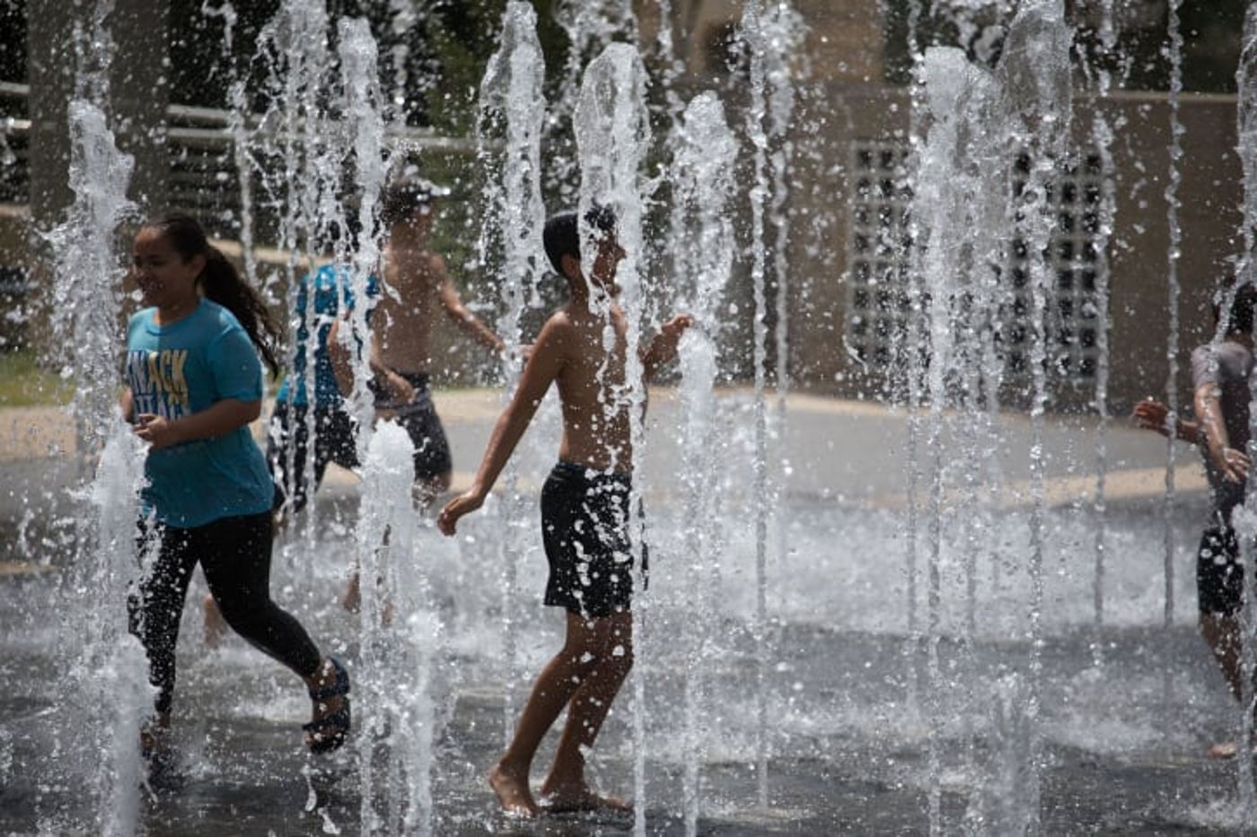 עומסי חום אזוריים; עלייה בלחות: תחזית מזג אוויר לשבוע הקרוב