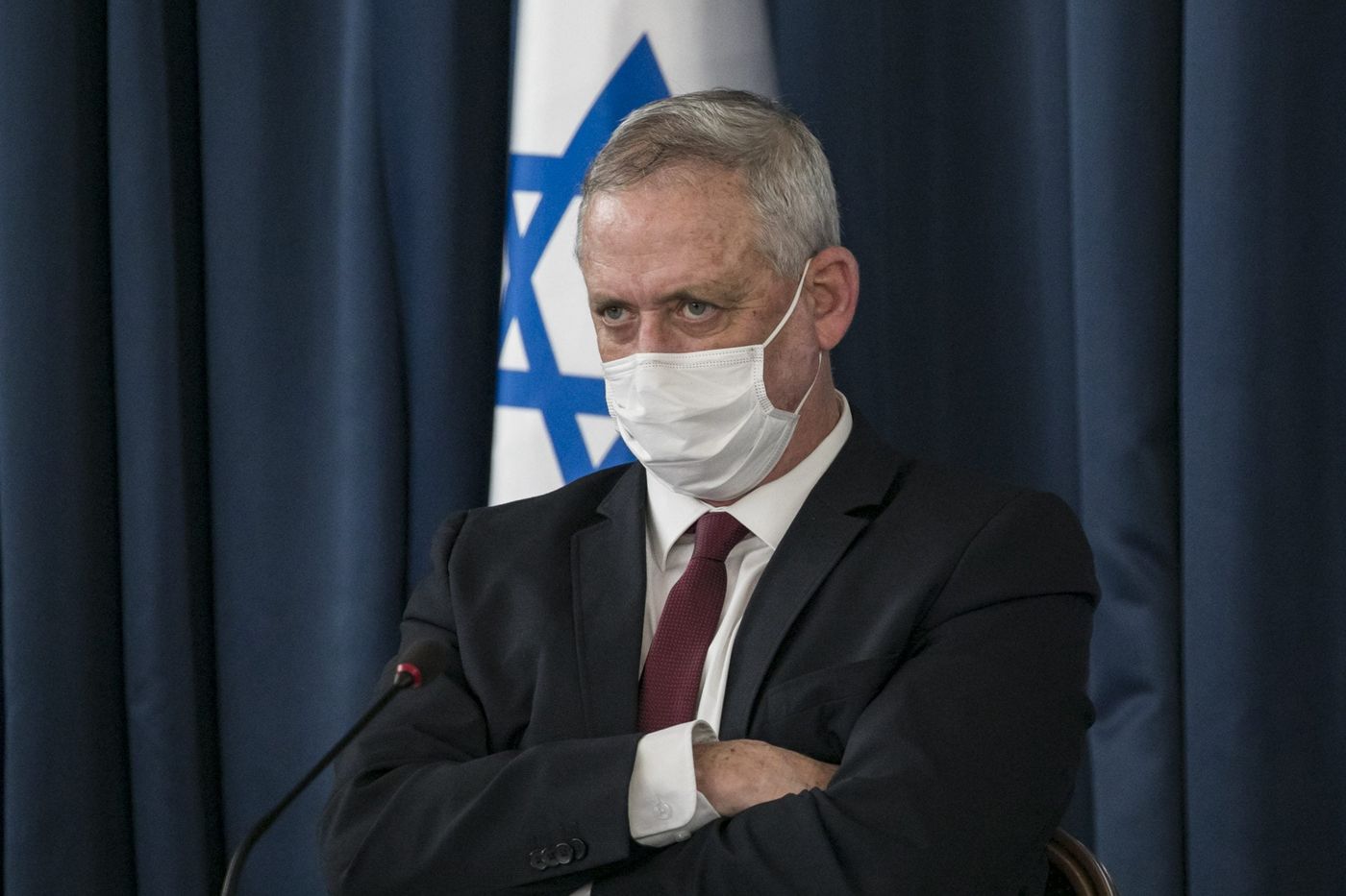 גנץ על מפגיני הליכוד בקיסריה: "אני חש בושה"