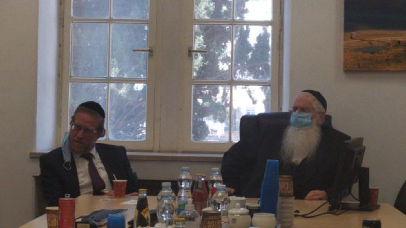 פורוש ופינדרוס