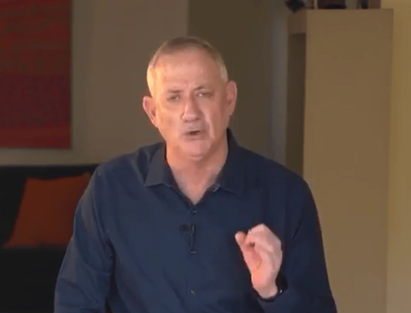 גנץ מזהיר את הליכוד: "מה שחשוב זה בריאות וכלכלה"